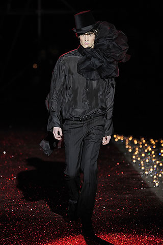 John Galliano / - 2009-2010